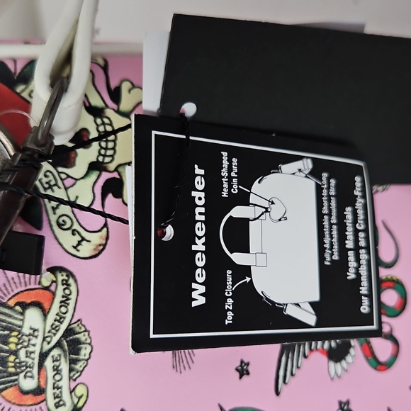 Ed Hardy NWT Crossbody Weekender Bag - Picture 8 of 8